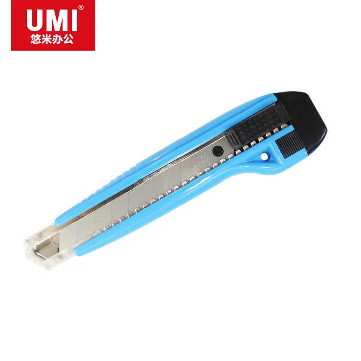 UMI/悠米 耐用型塑料美工刀 B02001B 颜色：蓝色 款式：大号 单位:把