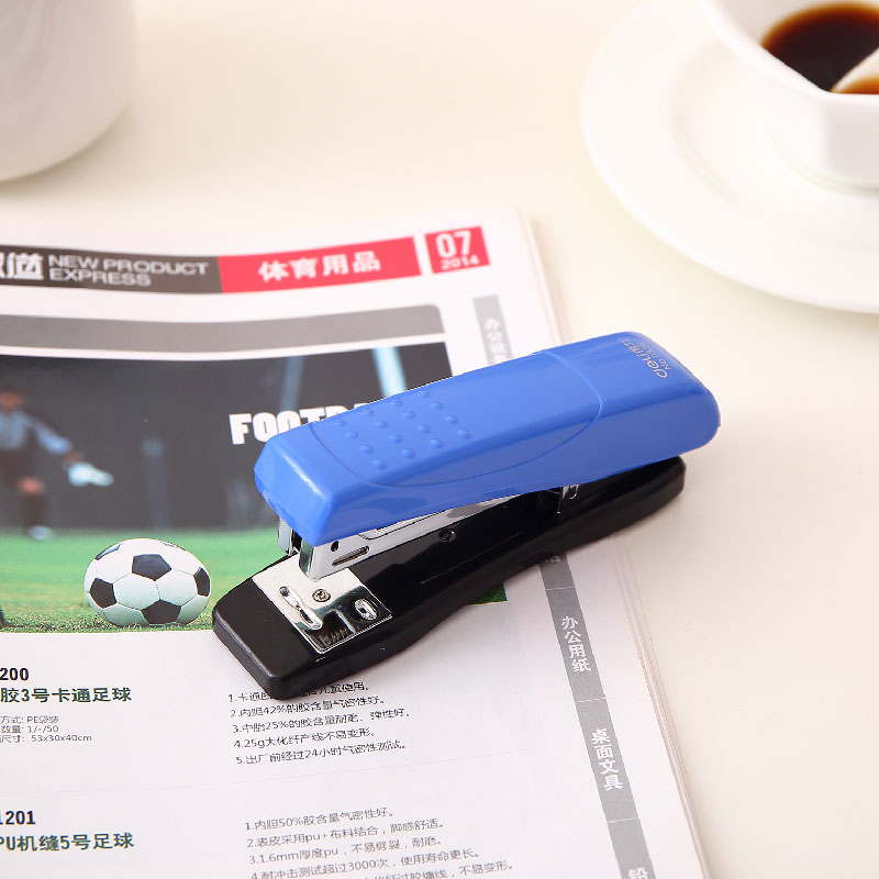 DELI/得力 订书机 0326 25页 颜色随机 单位:台