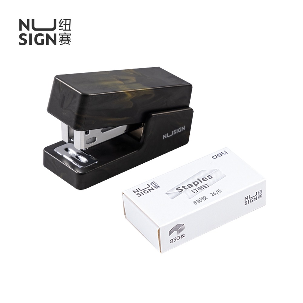 DELI/得力 订书机 NS083C 颜色:黑色；包装:1台订书机+1盒钉 单位:套