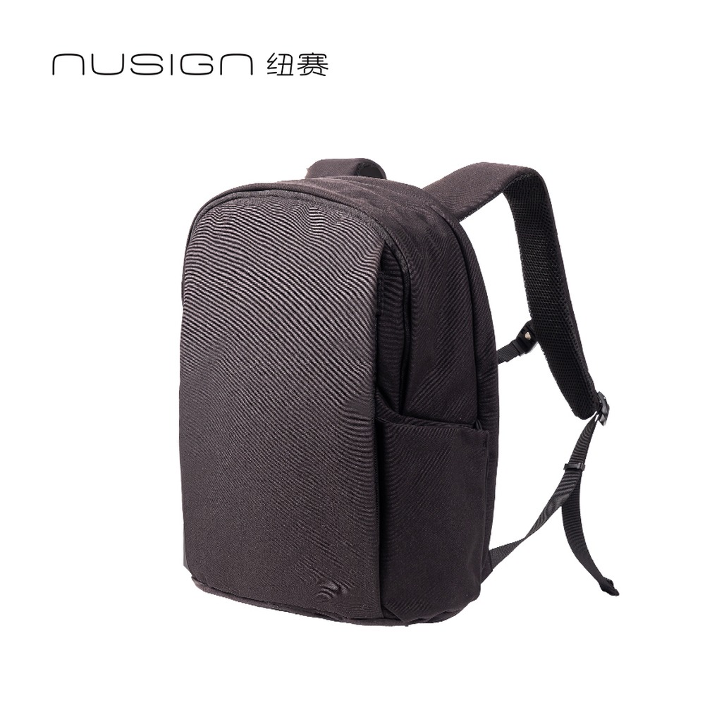 DELI/得力 简约大容量多功能双肩包 NS1390 颜色:米黄色，绿色，黑色；材质:科技双防牛津布；尺寸:30*15*43cm 单位:个