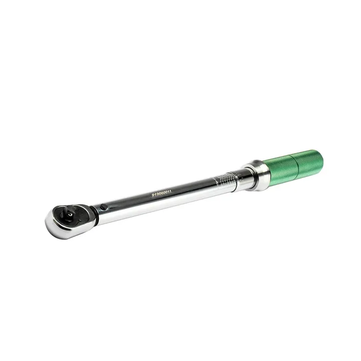 SATA/世达 3/8"系列专业级可调式扭力扳手 96310 扭力范围：10-50N·m 驱动头：3/8" 全长：425mm 分度值：0.5N·m 重量：1.09kg 单位:个